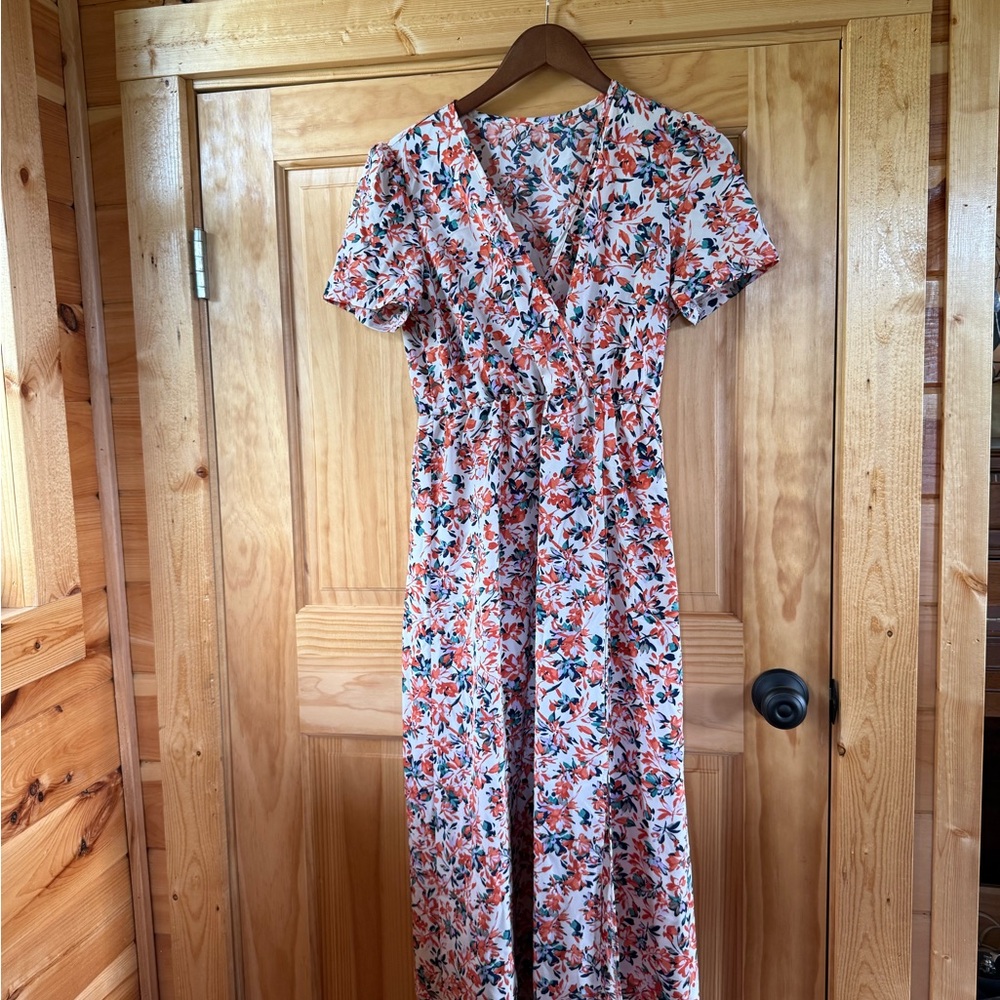 Floral V-Neck Maxi Dress